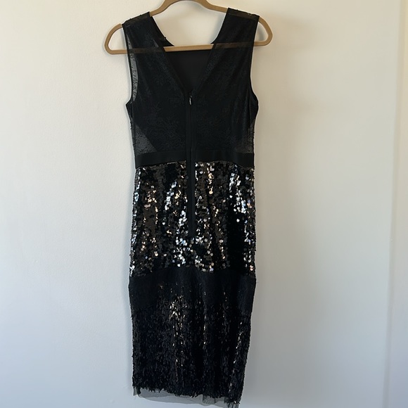 BCBG MaxAzria size 6 black sequence & lace dress - Picture 3 of 10